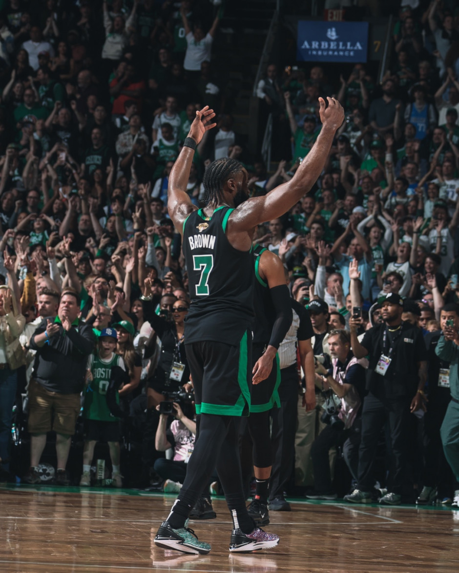 熊猫体育资讯：NBA“小绿屋”邀请全部确定：25人收到！扎克-埃迪拒绝(图1)