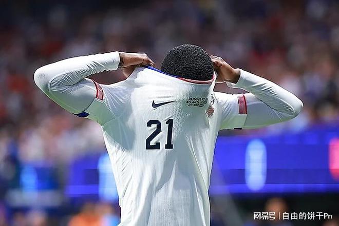 熊猫体育资讯：2024年美洲杯回顾：阿根廷队的华丽演出与球迷眼中差劲的主办方(图3)