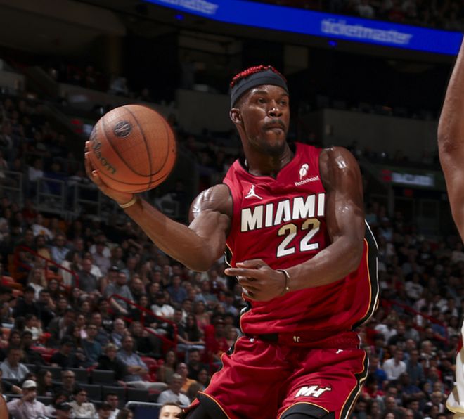 塔图姆轰35+14+5仍无缘今日最佳！抱歉！你碰到NBA奇迹了(图6)