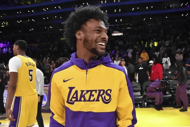 NBA一夜｜雷霆主帅炮轰湖人罚球多 布朗尼一周内评估 三球再受伤(图6)