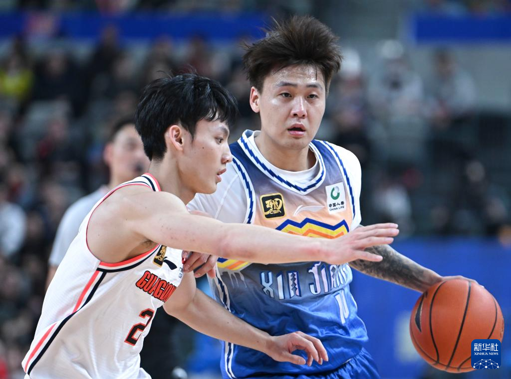 篮球——CBA常规赛：新疆伊力特不敌广东东阳光(图2)
