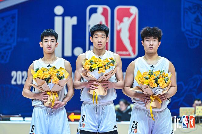 绵阳中学重回川蜀之巅 “2024-25 Jr NBA校园篮球联赛@四川”圆满收官(图7)