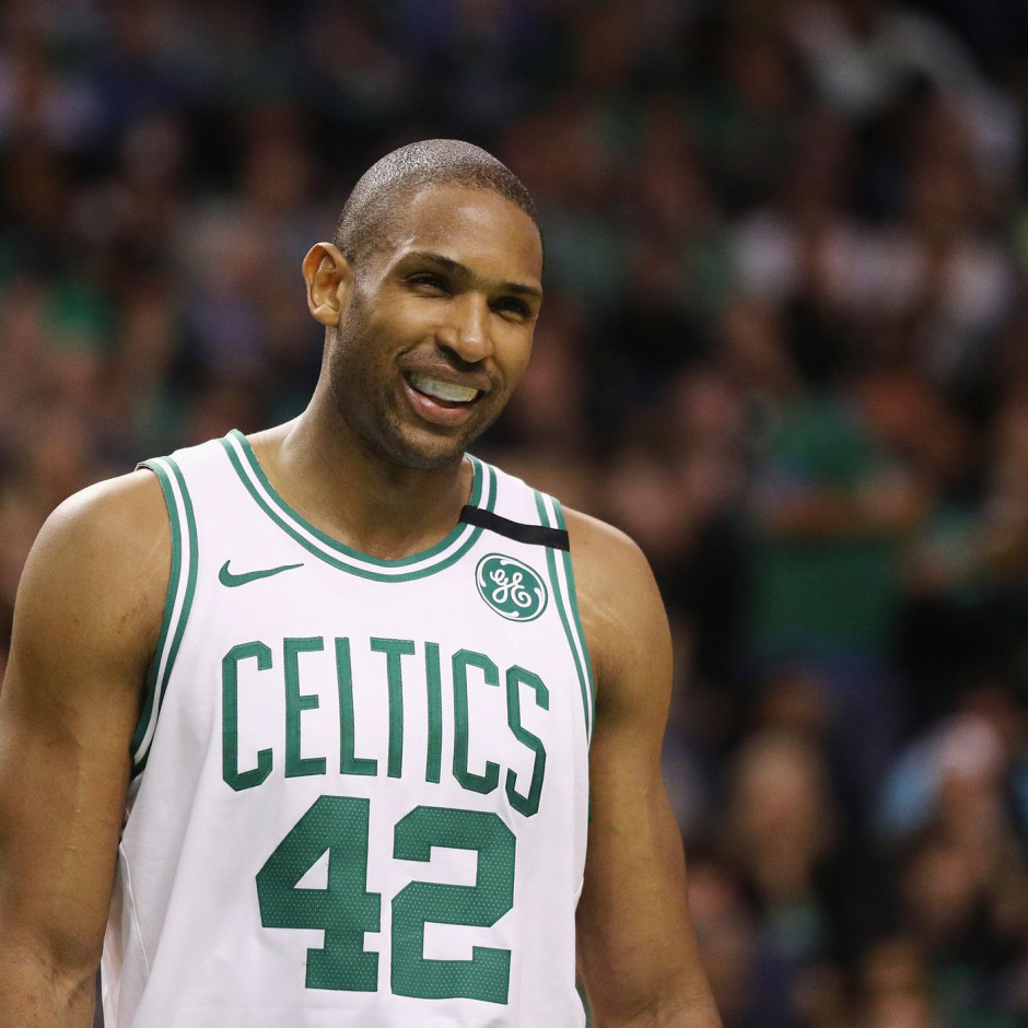 NBA最新消息：哈登创纪录库里伤情更新詹姆斯备战魔术