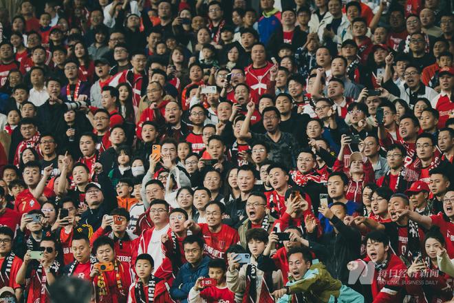 用30张照片记录凤凰山球场的2024拼搏记忆(图9)