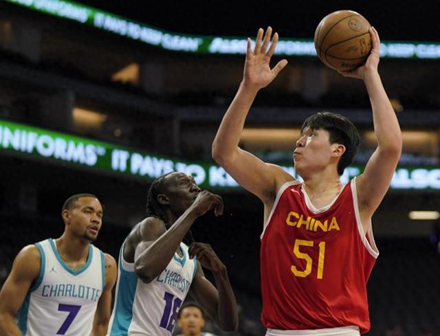 今启程赴美备战NBA选秀 杨瀚森临行前收到一个好消息(图2)