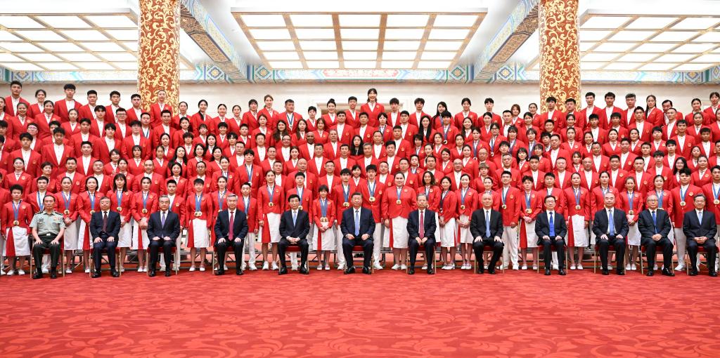 新华社体育部评出2024年中国体育十大新闻(图6)