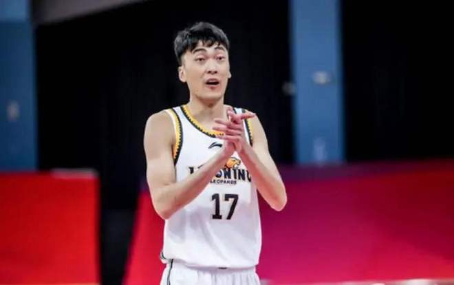 CBA快讯焦泊乔、徐昕互换东家戴昊试训宁波刘雁宇告别辽篮(图3)