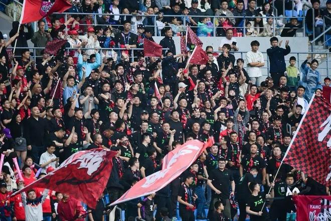 熊猫体育：评论丨“苏超”引发全网热潮花式玩梗的情绪价值谁招架得了(图2)