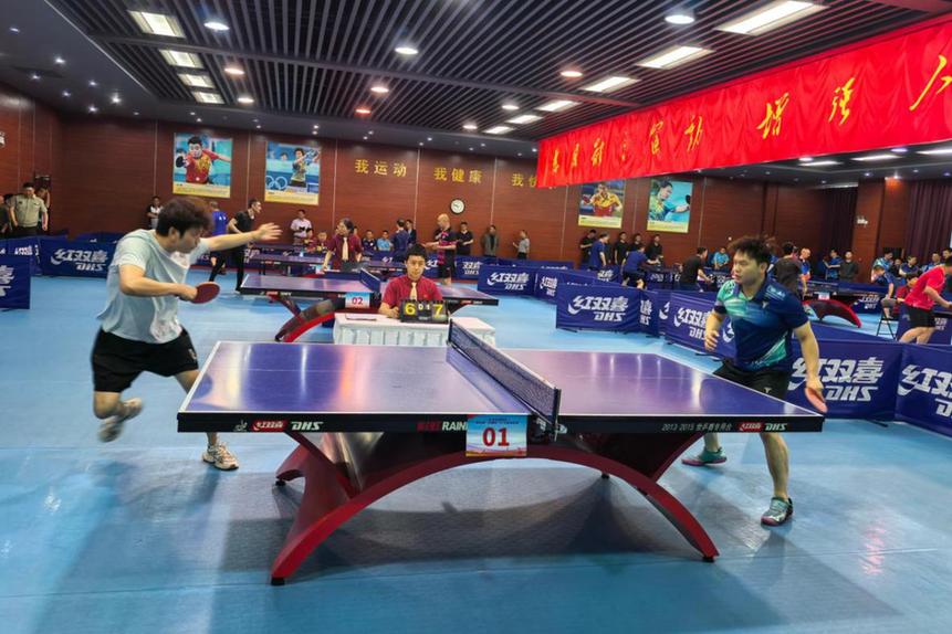 北京朝阳区举办第五届“双拥杯”乒乓球友谊赛以体育精神浇灌军民情(图2)