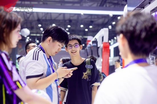 燃爆ChinaJoy的足球狂潮实况足球凭什么？(图4)