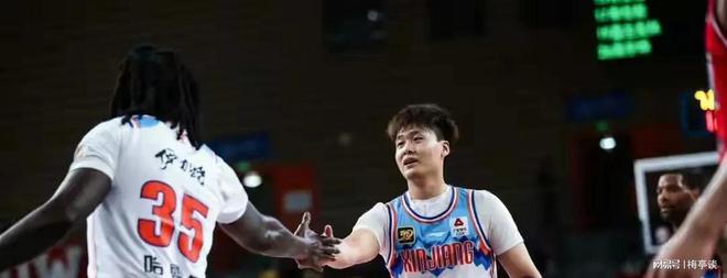 熊猫体育：篮球速递！许利民表态两外援或确定+赵睿竞争力可以啦！(图2)