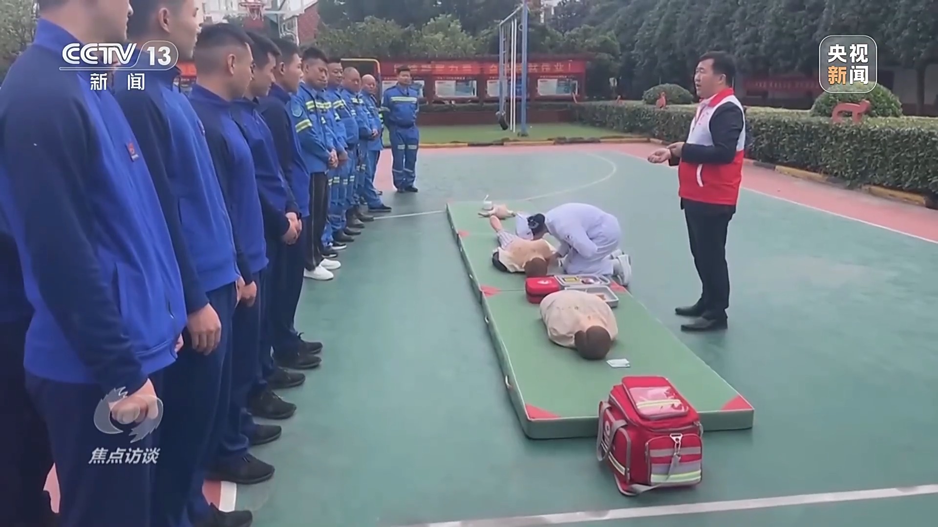 熊猫体育：焦点访谈丨用脑波踢足球VR体验消防救援科普原来可以如此有趣(图13)