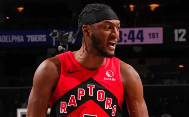 流言板]正负值全场最高！奎克利全场出战32分钟得到24分8板5助2抢断(图1)