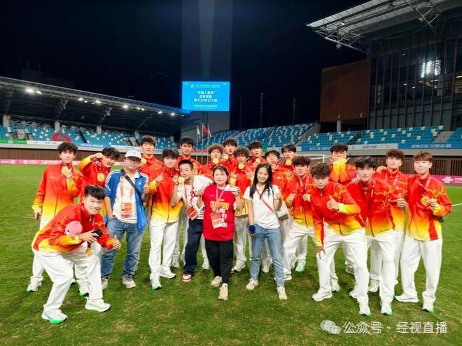 创造历史载誉而归！湖北男足首夺全运会冠军(图6)