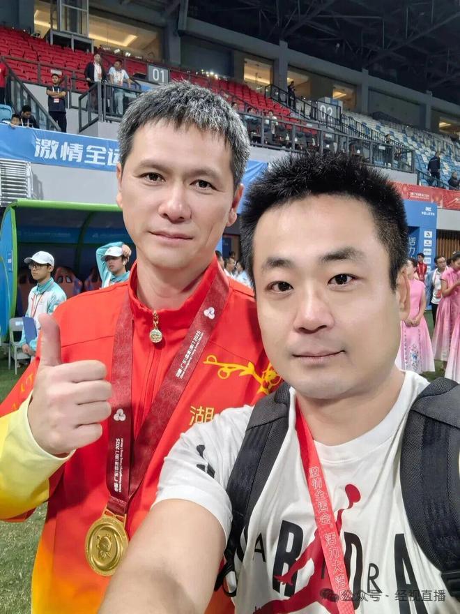 创造历史载誉而归！湖北男足首夺全运会冠军(图7)