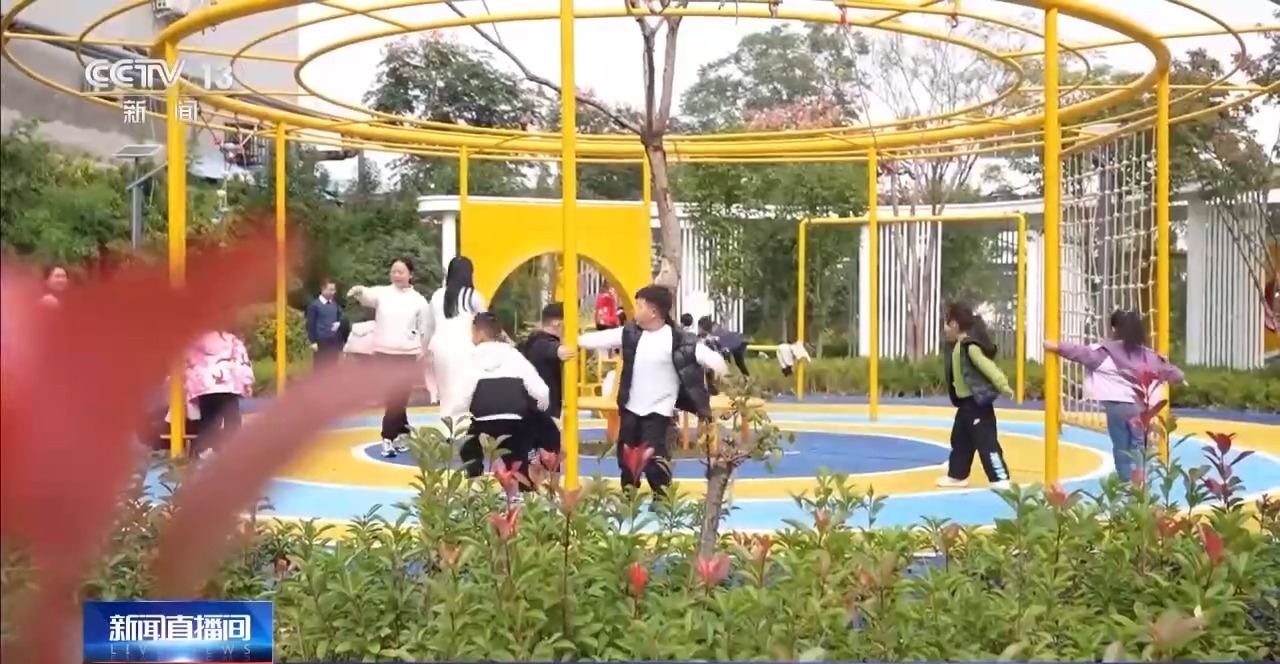 熊猫体育：绿茵经济“踢”出大市场小城赛事拉动12亿消费(图6)