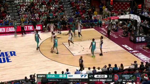 火箭阿门太狠！锁死爵士22岁巨星让他创造NBA过去79年历史最尴尬纪录