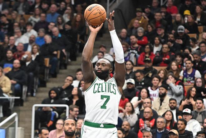 都以为你要摆烂如今场均29+6+4带队起飞(图2)