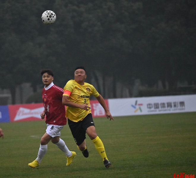 这项中国足坛“回忆杀”赛事在成都开幕川辽两队重演甲A元年揭幕战(图3)
