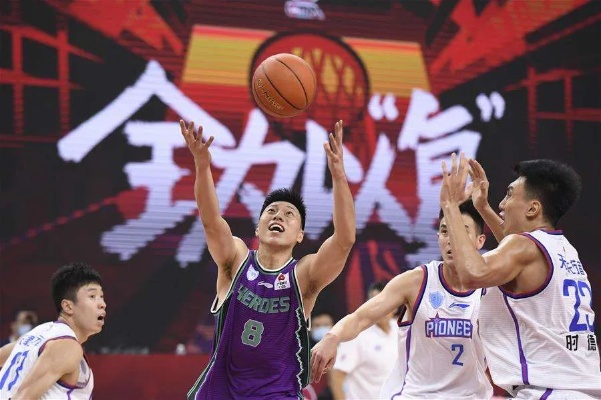 都2025年了CBA球迷还要看图文直播？(图1)