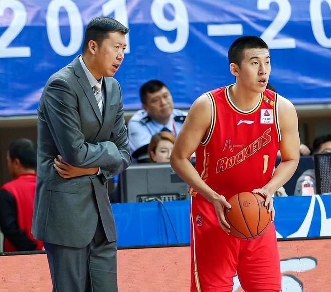 就在今天！12月31日上午男篮传来付豪、周琦、赵睿新消息！(图5)