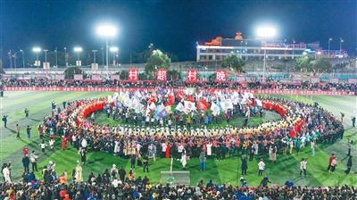 熊猫体育：贵州“村超”：吸引全世界人民一起玩(图1)