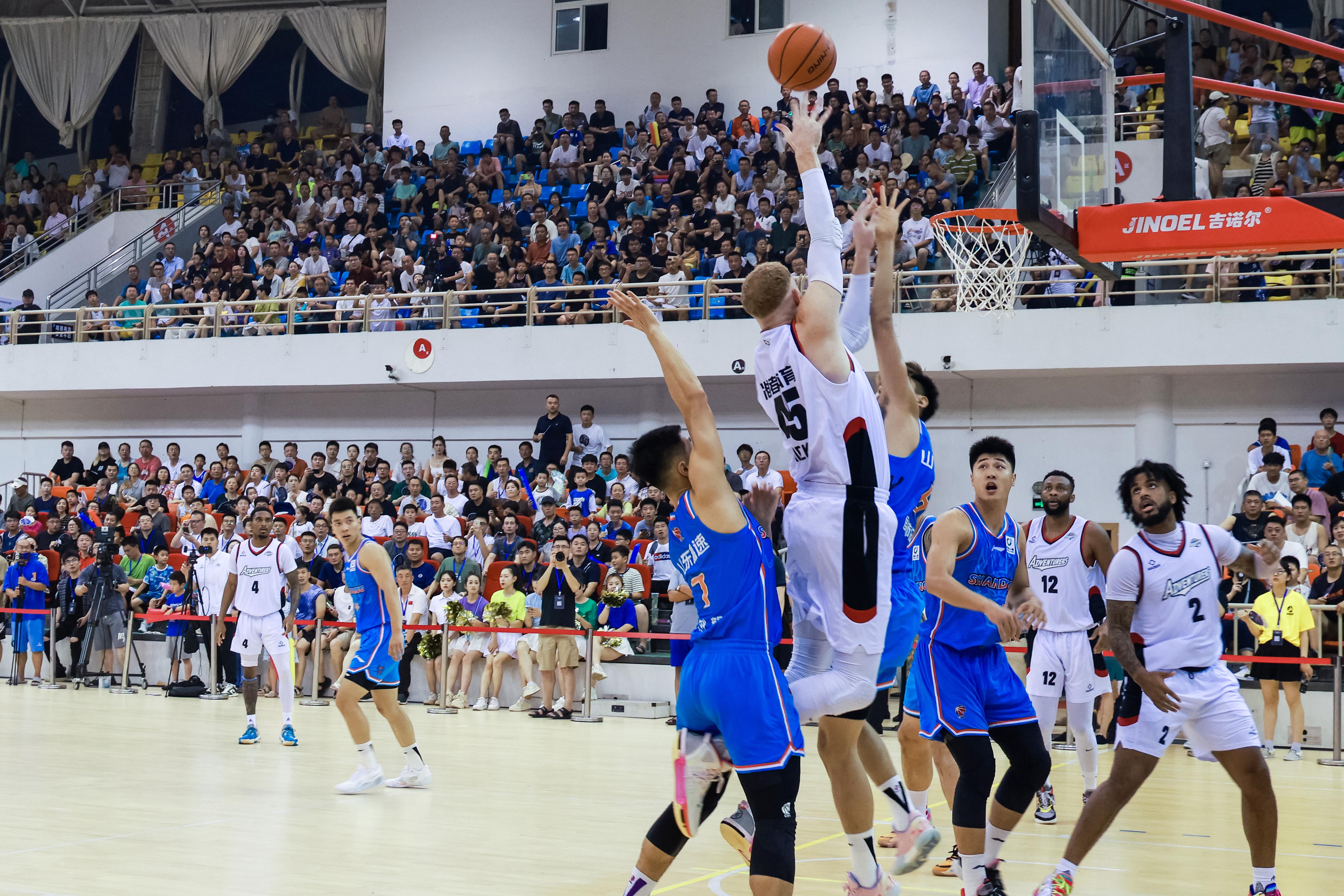 中国男篮喜忧参半：主场优势或将丧失冲击4连胜面临严峻考验(图1)