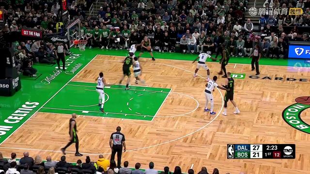 骑士主场迎战弱旅独行侠哈登携手米切尔助力球队冲击连胜榜首(图1)