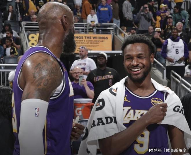 从伤病退役到进入轮换詹姆斯力挺布朗尼：他可以！(图3)