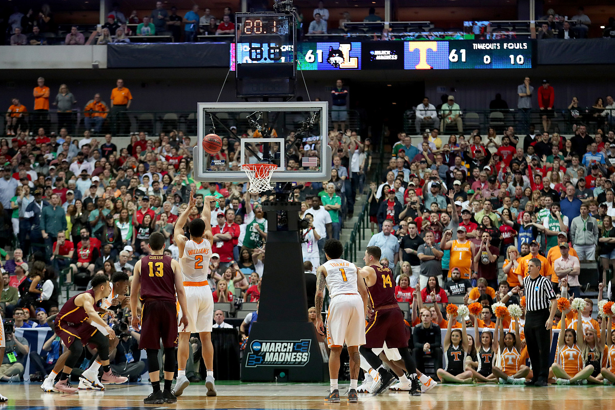 17胜4负胜负关键手乌度卡敢重用吗？他发挥好火箭容易赢球(图1)