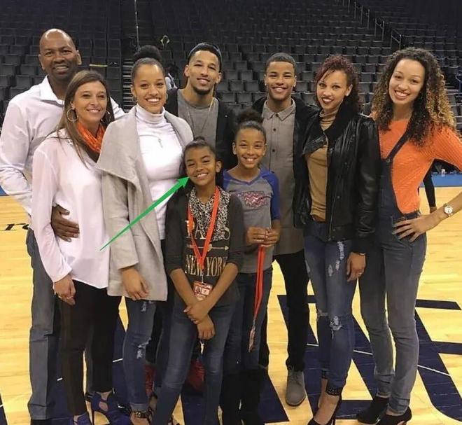 熊猫体育资讯：颜值和天赋双在线！弗拉格女友身份揭晓竟是前NBA球员妹妹(图3)